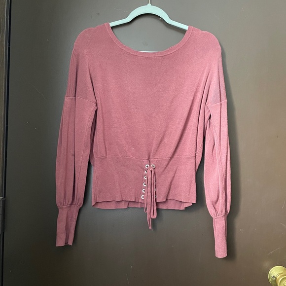 Express Mauve Sweater - Picture 2 of 5